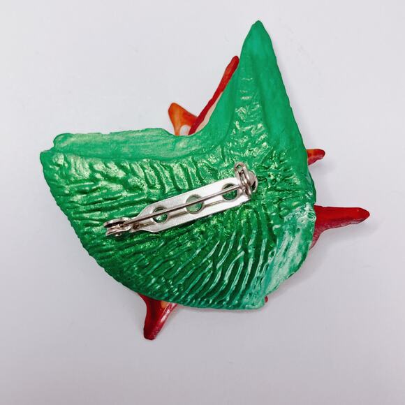 Vintage Resin Poinsettia Christmas Flower Holiday Brooch Abstract Festive Pin - Picture 8 of 11